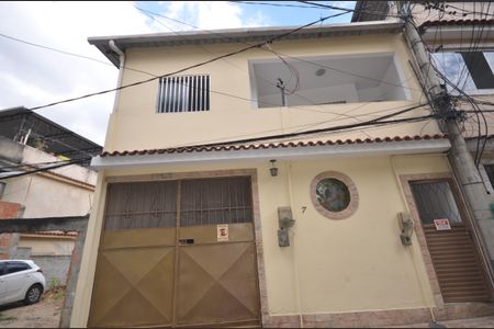 Casa para alugar com 93m², 2 quartos e sem vagaFachada