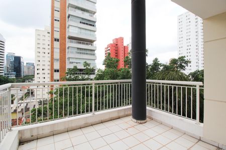 Apartamento à venda com 77m², 1 quarto e 1 vagaVaranda