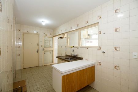 Apartamento à venda com 110m², 2 quartos e 1 vaga Apartamento à venda com 110m², 2 quartos e 1 vagaCozinha