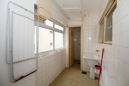 Apartamento à venda com 110m², 2 quartos e 1 vaga Apartamento à venda com 110m², 2 quartos e 1 vagaÁrea de Serviço