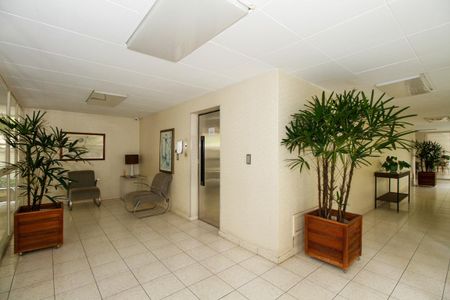 Apartamento à venda com 110m², 2 quartos e 1 vaga Apartamento à venda com 110m², 2 quartos e 1 vagaHall Social