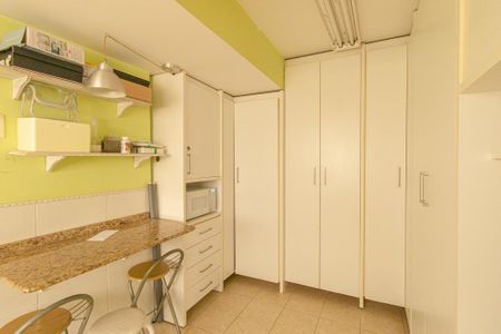 Apartamento para alugar com 142m², 2 quartos e 1 vagaÁrea de Serviço