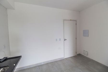Sala  de apartamento para alugar com 1 quarto, 42m² em Outeiro de São Fernando, Barueri