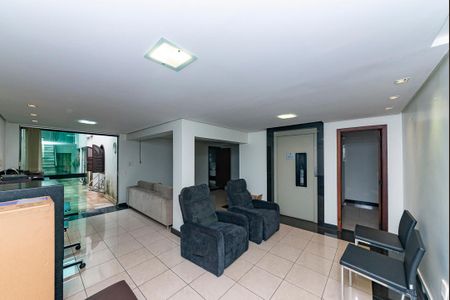 Casa à venda com 500m², 4 quartos e 4 vagas Casa à venda com 500m², 4 quartos e 4 vagasSala 6