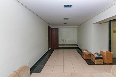 Casa à venda com 500m², 4 quartos e 4 vagas Casa à venda com 500m², 4 quartos e 4 vagasSala 6