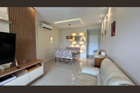 Sala de apartamento para alugar com 3 quartos, 91m² em Recreio dos Bandeirantes, Rio de Janeiro