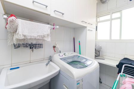 Apartamento para alugar com 75m², 2 quartos e 1 vagaÁrea de Serviço