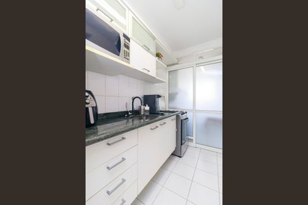 Apartamento para alugar com 75m², 2 quartos e 1 vagaCozinha
