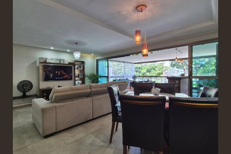 Apartamento à venda com 198m², 4 quartos e 2 vagasSala