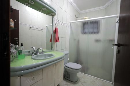 Casa à venda com 239m², 4 quartos e 2 vagas Casa à venda com 239m², 4 quartos e 2 vagasBanheiro Suíte 1