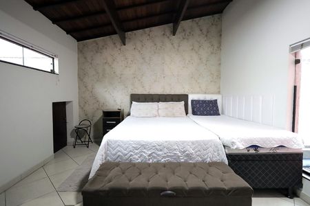 Casa à venda com 239m², 4 quartos e 2 vagas Casa à venda com 239m², 4 quartos e 2 vagasQuarto 3