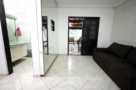 Casa à venda com 239m², 4 quartos e 2 vagas Casa à venda com 239m², 4 quartos e 2 vagasSuíte 1