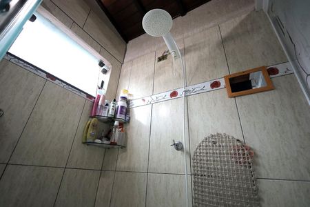 Casa à venda com 239m², 4 quartos e 2 vagas Casa à venda com 239m², 4 quartos e 2 vagasBanheiro Suíte 2