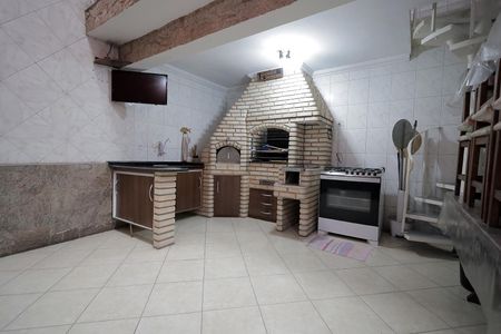 Casa à venda com 239m², 4 quartos e 2 vagas Casa à venda com 239m², 4 quartos e 2 vagasChurrasqueira