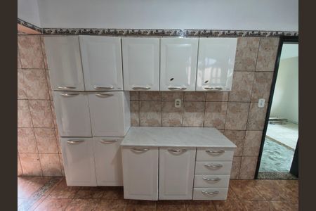 Casa para alugar com 100m², 4 quartos e sem vaga