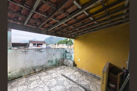 Casa para alugar com 100m², 4 quartos e sem vaga