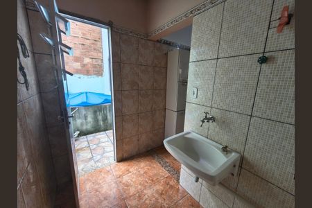 Casa para alugar com 100m², 4 quartos e sem vaga