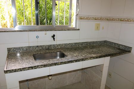 Casa para alugar com 70m², 2 quartos e sem vagaCozinha 1º Pavimento