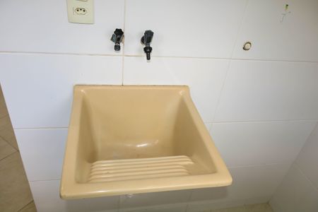 Casa para alugar com 70m², 2 quartos e sem vagaCozinha 1º Pavimento