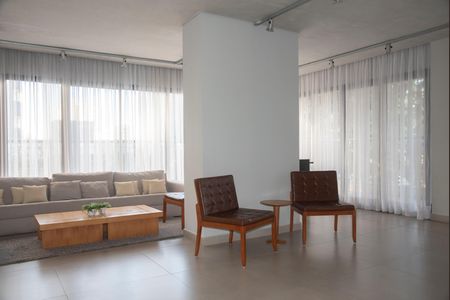 Studio à venda com 32m², 1 quarto e 1 vaga Studio à venda com 32m², 1 quarto e 1 vagaÁrea comum - Salão de festas