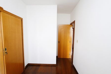 Apartamento à venda com 108m², 3 quartos e 2 vagasQuarto 3