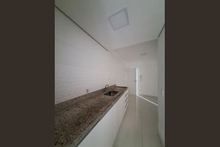 Apartamento à venda com 37m², 2 quartos e 1 vaga Apartamento à venda com 37m², 2 quartos e 1 vagaCozinha