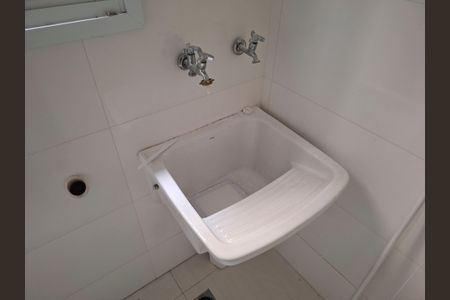 Apartamento à venda com 37m², 2 quartos e 1 vaga Apartamento à venda com 37m², 2 quartos e 1 vagaÁrea de Serviço