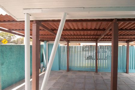 Vista do Quarto 1 de casa para alugar com 2 quartos, 46m² em Xaxim, Curitiba