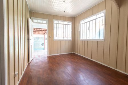 Sala de casa para alugar com 2 quartos, 46m² em Xaxim, Curitiba