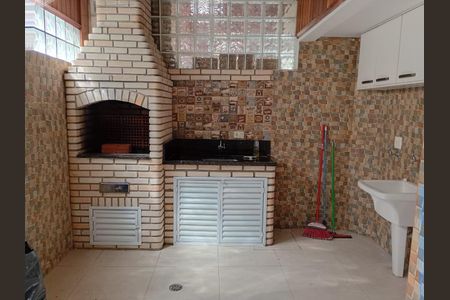 Casa para alugar com 3 quartos, 82m² em Jardim Ipes, Cotia