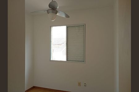 Casa para alugar com 3 quartos, 82m² em Jardim Ipes, Cotia