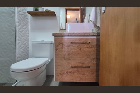 Apartamento à venda com 67m², 3 quartos e 1 vagaBanheiro da suíte