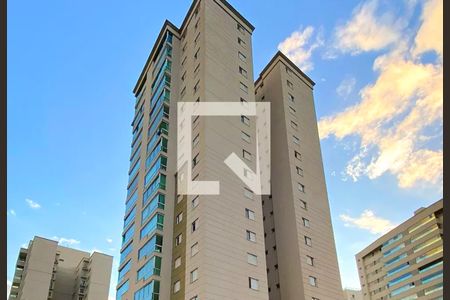 Apartamento para alugar com 83m², 3 quartos e 2 vagasFachada