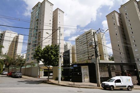 Apartamento para alugar com 83m², 3 quartos e 2 vagasFachada