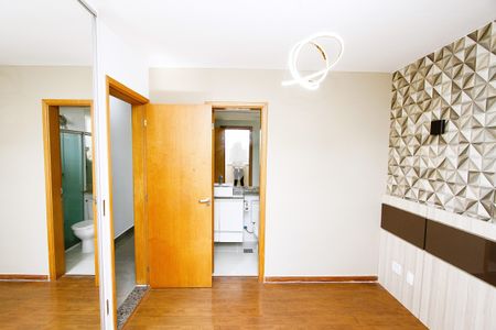 Apartamento para alugar com 83m², 3 quartos e 2 vagasSuíte