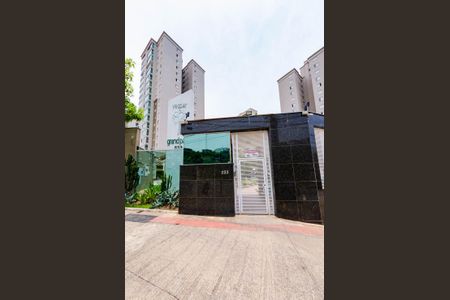 Apartamento para alugar com 83m², 3 quartos e 2 vagasFachada