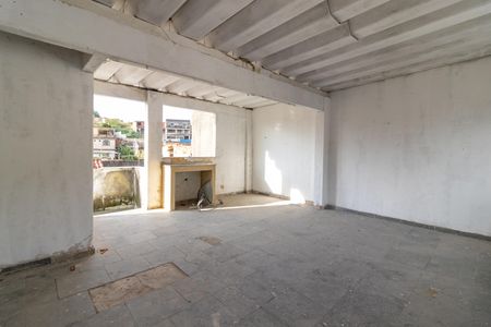 Casa para alugar com 300m², 3 quartos e 5 vagas Casa para alugar com 300m², 3 quartos e 5 vagasTerraço