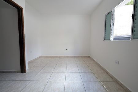Casa para alugar com 80m², 2 quartos e 1 vagaQuarto Suíte