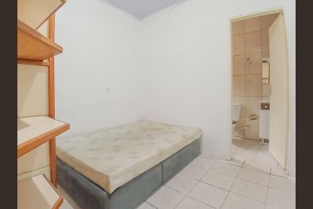 Quarto  de casa para alugar com 1 quarto, 31m² em Harmonia, Canoas
