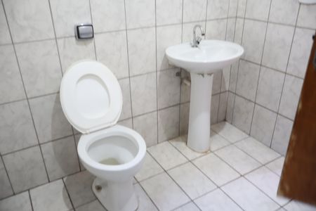 Casa para alugar com 100m², 1 quarto e sem vagaBanheiro