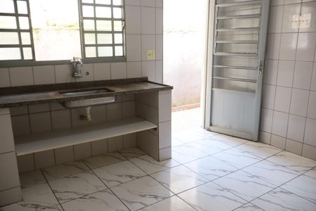 Casa para alugar com 100m², 1 quarto e sem vagaCozinha