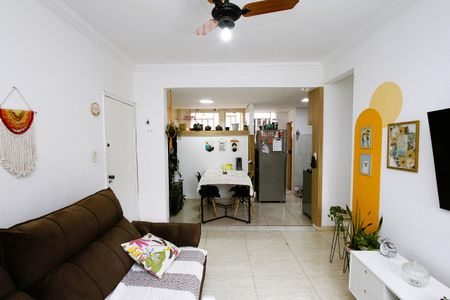 Sala de apartamento à venda com 3 quartos, 76m² em Padre Eustáquio, Belo Horizonte