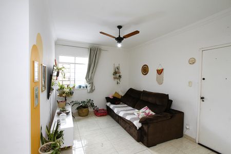 Sala de apartamento à venda com 3 quartos, 76m² em Padre Eustáquio, Belo Horizonte