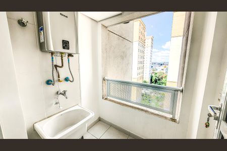 Apartamento para alugar com 65m², 2 quartos e 1 vagaÁrea de Serviço