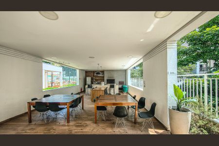 Apartamento para alugar com 65m², 2 quartos e 1 vagaÁrea comum - Churrasqueira