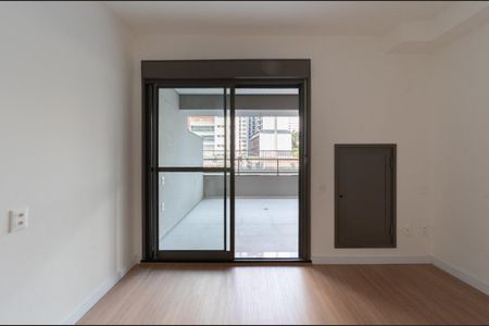 Apartamento à venda com 35m², 1 quarto e sem vaga Apartamento à venda com 35m², 1 quarto e sem vagaFoto 02