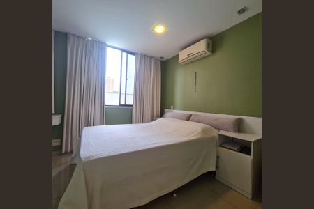 Quarto de apartamento à venda com 4 quartos, 260m² em Icaraí, Niterói