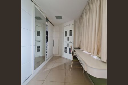 Quarto de apartamento à venda com 4 quartos, 260m² em Icaraí, Niterói
