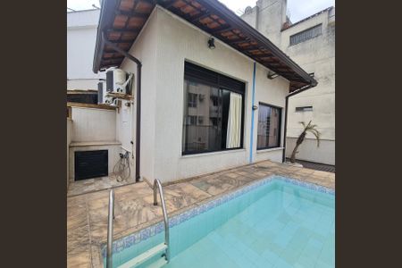 Apartamento à venda com 260m², 4 quartos e 2 vagasÁrea externa