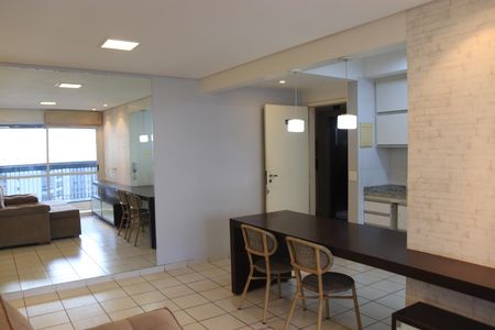 Sala de apartamento para alugar com 2 quartos, 70m² em Jardim Goiás, Goiânia